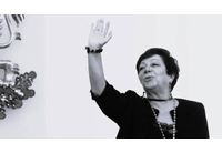 Божана Апостолова