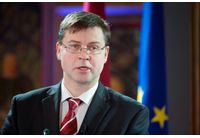 Валдис Домбровскис