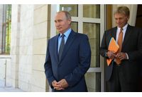 Владимир Путин и Дмитрий Песков