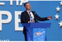 Делян Добрев