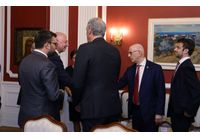 Министър-председателят Росен Желязков по време на срещата си с водещи еврейски организации, която се проведе в Ню Йорк