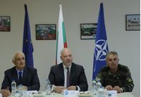 Министър-председателят Росен Желязков посети авиационна база "Крумово"  и лично се увери в готовността на Въоръжените сили за реакция при пожари и други бедствени ситуации