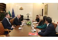 Възможностите за задълбочаване на сътрудничеството обсъди премиерът Желязков с вицепрезидента на "Моторола Солюшънс" Майкъл Каае 