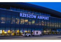 Летището в Жешов