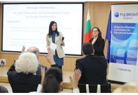 Вицепремиерът и министър на външните работи Мария Габриел участва в конференция на глухата общност