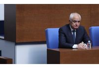 Министърът на отбраната Атанас Запрянов