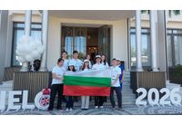 Българските ученици с първо място и 10 медала на международната олимпиада по английски език