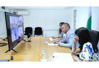 Министърът на транспорта и съобщенията Георги Пеев проведе онлайн среща със заместник министър-председателя, министър на отбраната и изпълняващ длъжността министър на транспорта и инфраструктурата на Румъния Раду Динел Мируца и министъра на строителството, транспорта и инфраструктурата на Сърбия Александра Софрониевич
