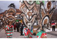 Международен фестивал на маскарадните игри "Сурва" в Перник 