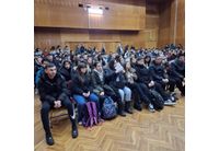 В Правец ученици от 8. до 12. клас се включиха в кампанията по управление на лични финанси на КЧСИ 