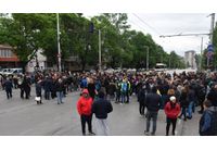 Протестиращи срещу войната по пътищата