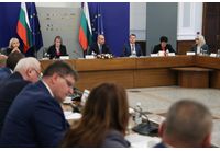 Срещ ана Румен Радев с областните управители