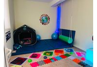 500 нови ресурсни кабинета в детски градини и училища са оборудвани по проекти на МОН