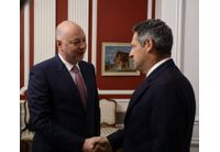Премиерът Росен Желязков се срещна с президента по глобални въпроси на Meta Platforms Джоел Каплан