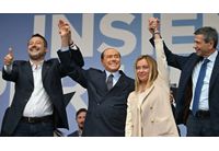 Салвини, Берлускони, Мелони (отляво надясно)