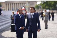 Себастиан Льокорню и Еманюел Макрон