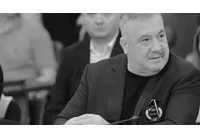Слави Бинев