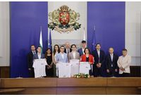 Нови стипендианти на INSAIT: Талантливи математици избраха България пред водещи университети в света