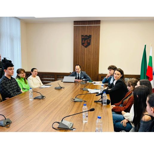 Академия "Математика" – когато инвестициите в знания дават резултат