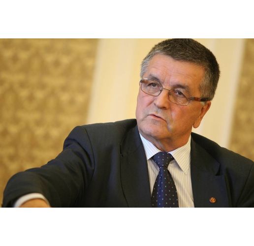 Алиосман Имамов