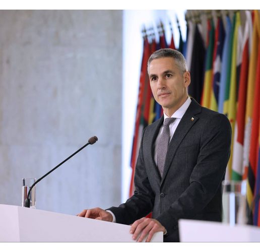 Андрей Гюров