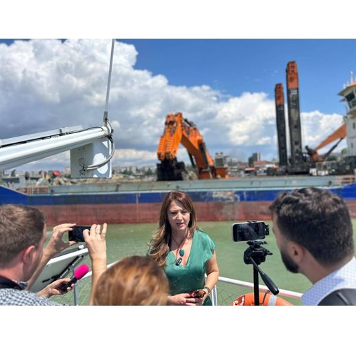 Анна Натова: Удълбочаването на пристанище Бургас ще отвори врати за по-големи товарни кораби