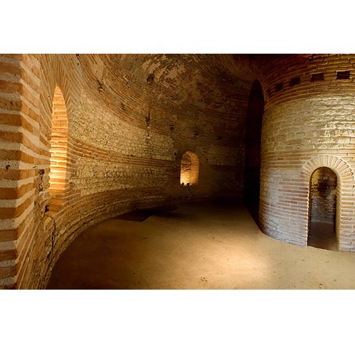 Античната гробница в Поморие