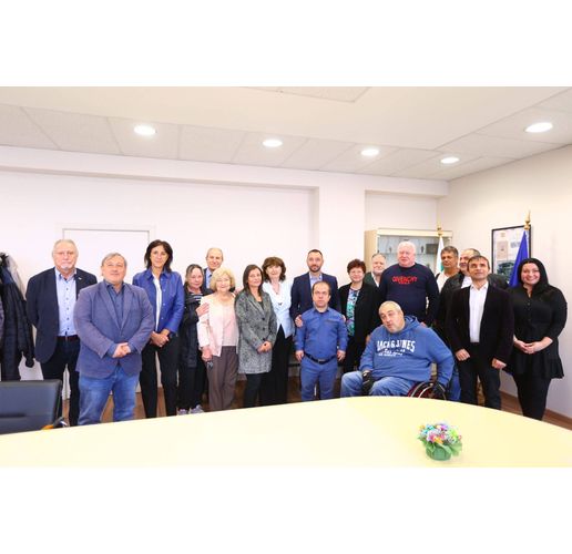 Антон Хекимян на среща с 20 национално представителни организации на и за хора с увреждания