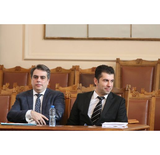 Асен Василев и Кирил Петков