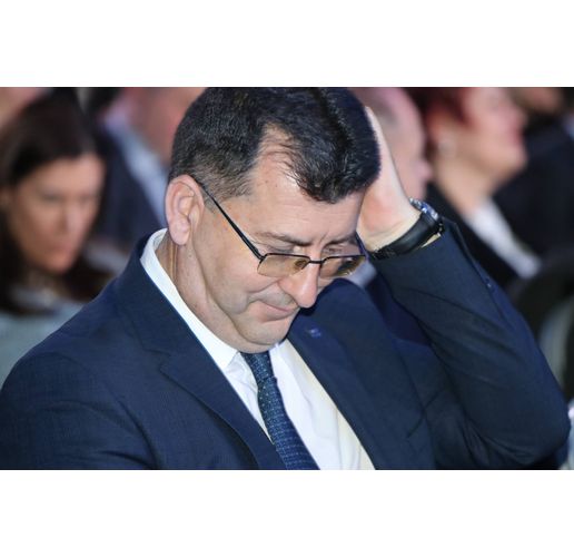 Асим Адемов 
