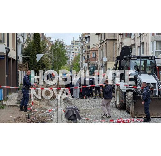 Трагедия в Бургас: Багер изсипа пръст върху работник, мъжът почина