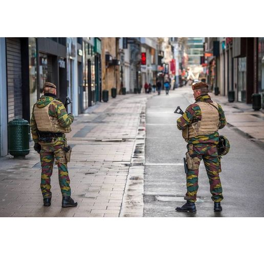 Белгийски военни по улиците на Брюксел