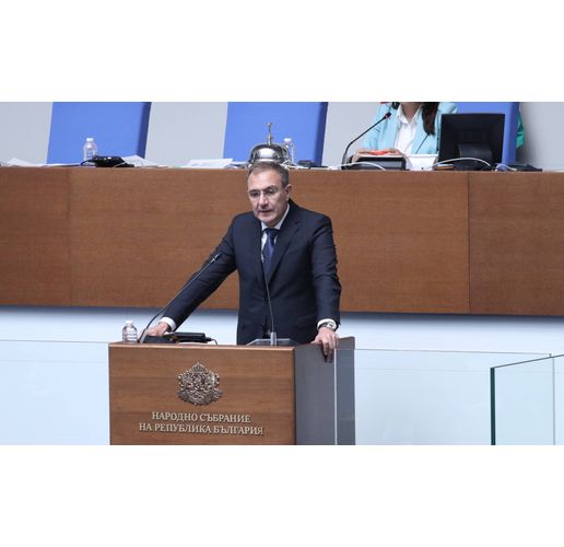Борислав Гуцанов 