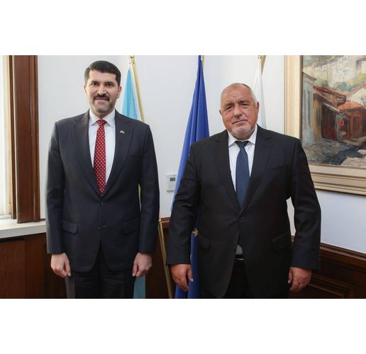 Лидерът на ГЕРБ-СДС Бойко Борисов по време на срещата му с Н. Пр. Абдулрахман Ахмед Султан Исса Алджабер, посланик на ОАЕ в България