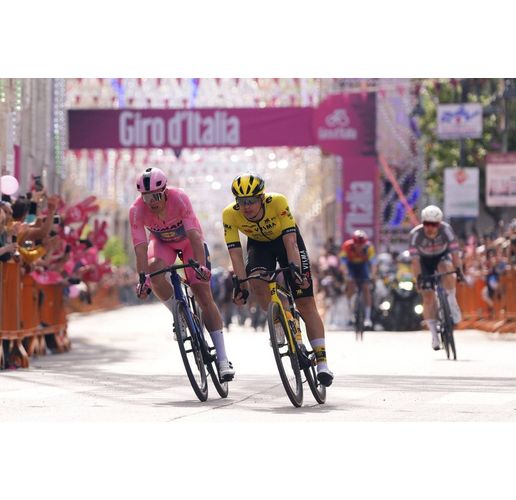 Община Бургас осигурява два големи LED екрана за излъчване на Giro d’Italia