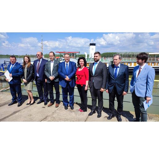 Български и румънски евродепутати с общ призив -двете държави в Шенген възможно най-скоро