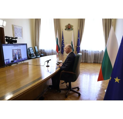 Видеоконферентна връзка между държавните и правителствени ръководители на страните от коалицията, в която участва и министър-председателят Росен Желязков