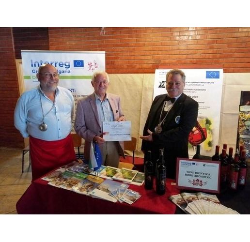 С популяризиране на стари местни видове лозя и модернизирани винарски изби привличаме енотуристи в пограничния район между България и Гърция