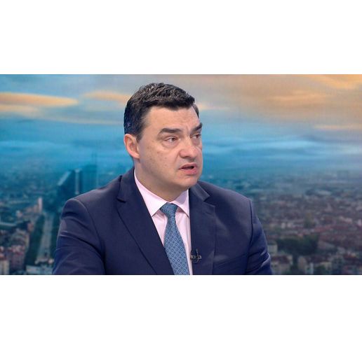 Владимир Николов
