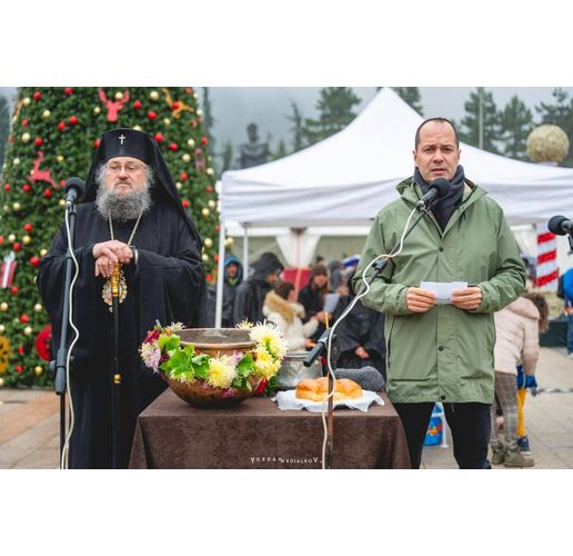 Враца отбеляза Никулден с традиции и благотворителност 