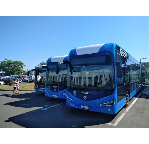 Всички 56 нови електробуса вече пътуват по улиците на Бургас