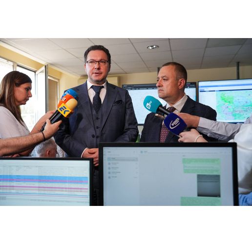 Вътрешният министър Даниел Митов и регионалният министър Иван Иванов