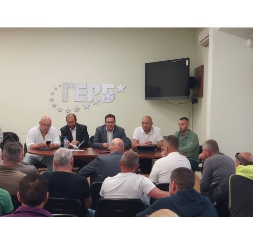 Рибарите във Варна обсъдиха проблемите в сектора на среща с ГЕРБ - СДС