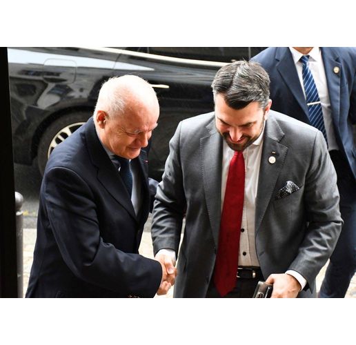 Министър Георг Георгиев изнесе лекция пред Френския институт за международни отношения в Париж