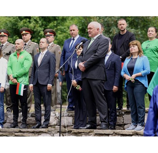 Премиерът Главчев на Околчица: Дълбок поклон пред загиналите за свободата на България 
