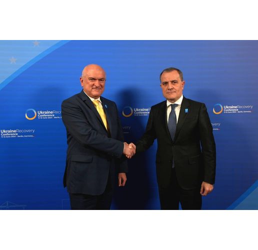 срещата си с министъра на външните работи на Азербайджан Джейхун Байрамо