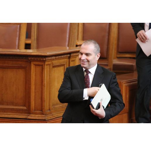 Гроздан Караджов 