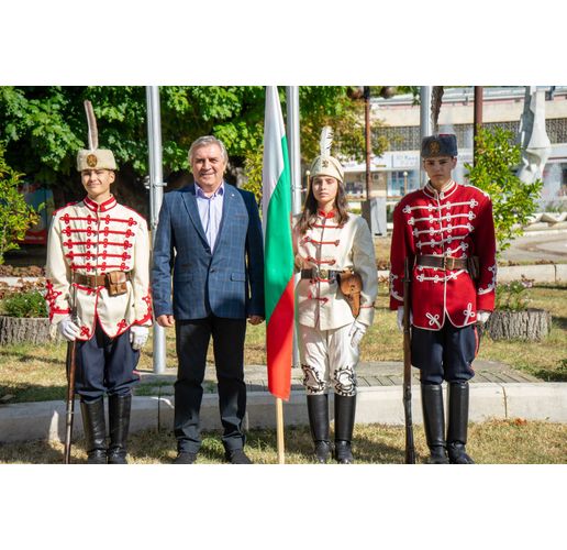 Ден на Независимостта в Мездра