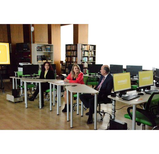 Откриха Дигитален клуб в Градска библиотека - Асеновград 