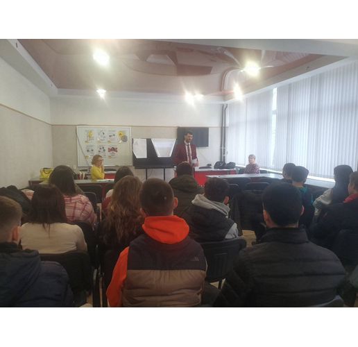 Прокурори от Окръжната прокуратура и от Районната прокуратура в Добрич се включиха в инициатива на Общината по случай Международния ден за безопасен интернет